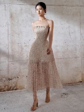 Designer Floral Lace Midi Dress – Vintage Cottagecore / French Summer / Romantic